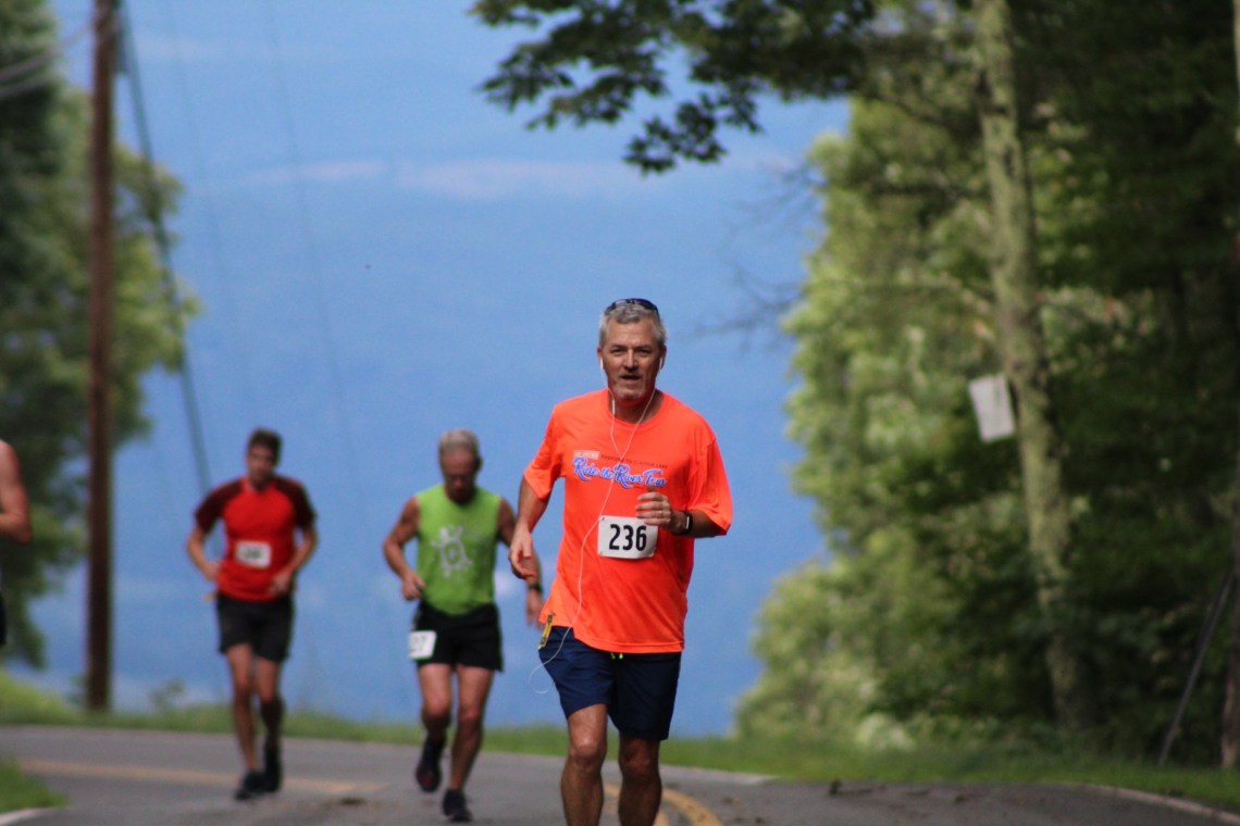 9B042A73-1617-40CC-B201-391BF205FCD6